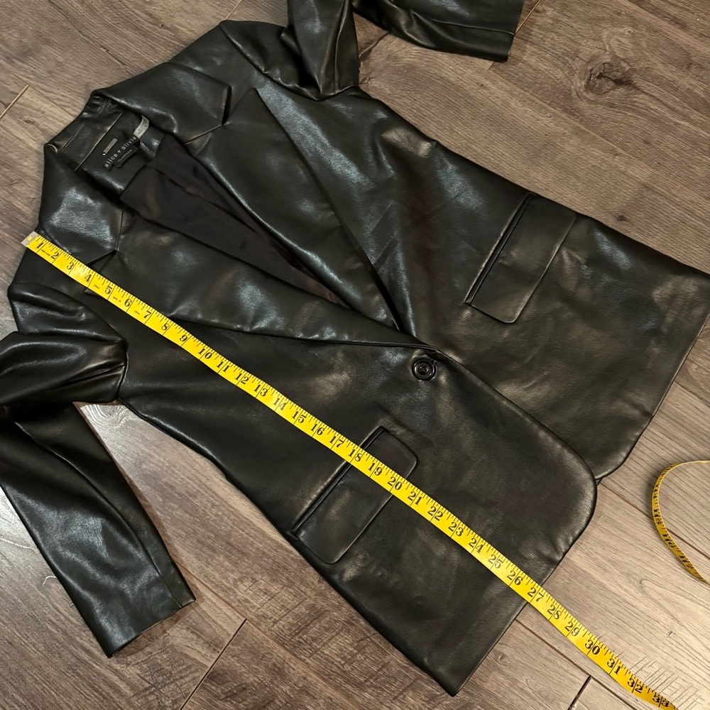 Alice + Olivia Denny Vegan Blazer black notch collar - Picture 15 of 16